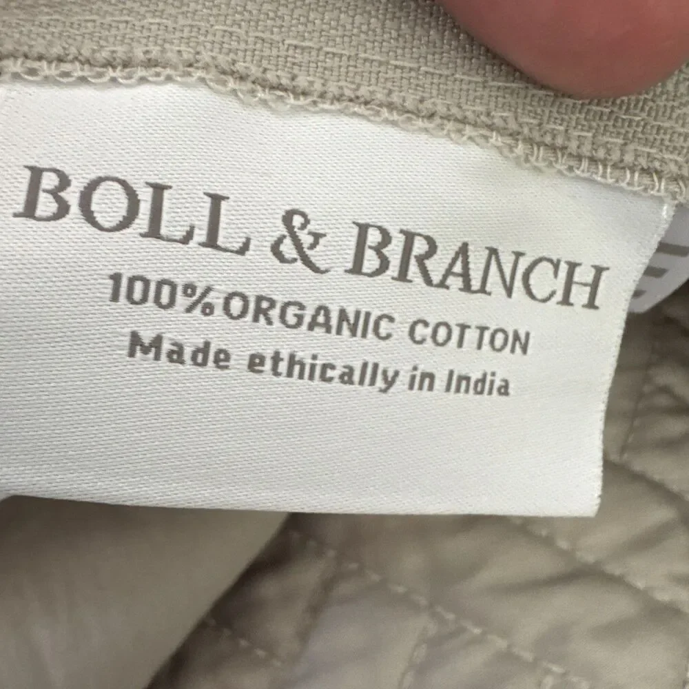 Boll & Branch Decorative Pillow Sham 26 X 26 Square Gray Beige Quilted Zip